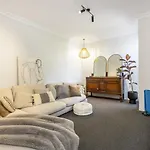 The Modern Lux - Executive Escapes