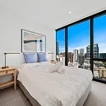 Brand New Luxurious 2 Bedroom Perth Cbd
