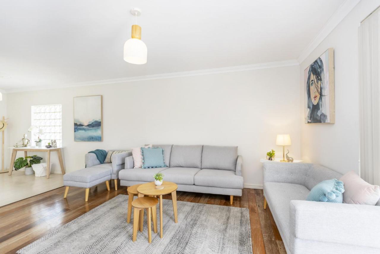 Mt Hawthorn Family - Executive Escapes Holiday home *