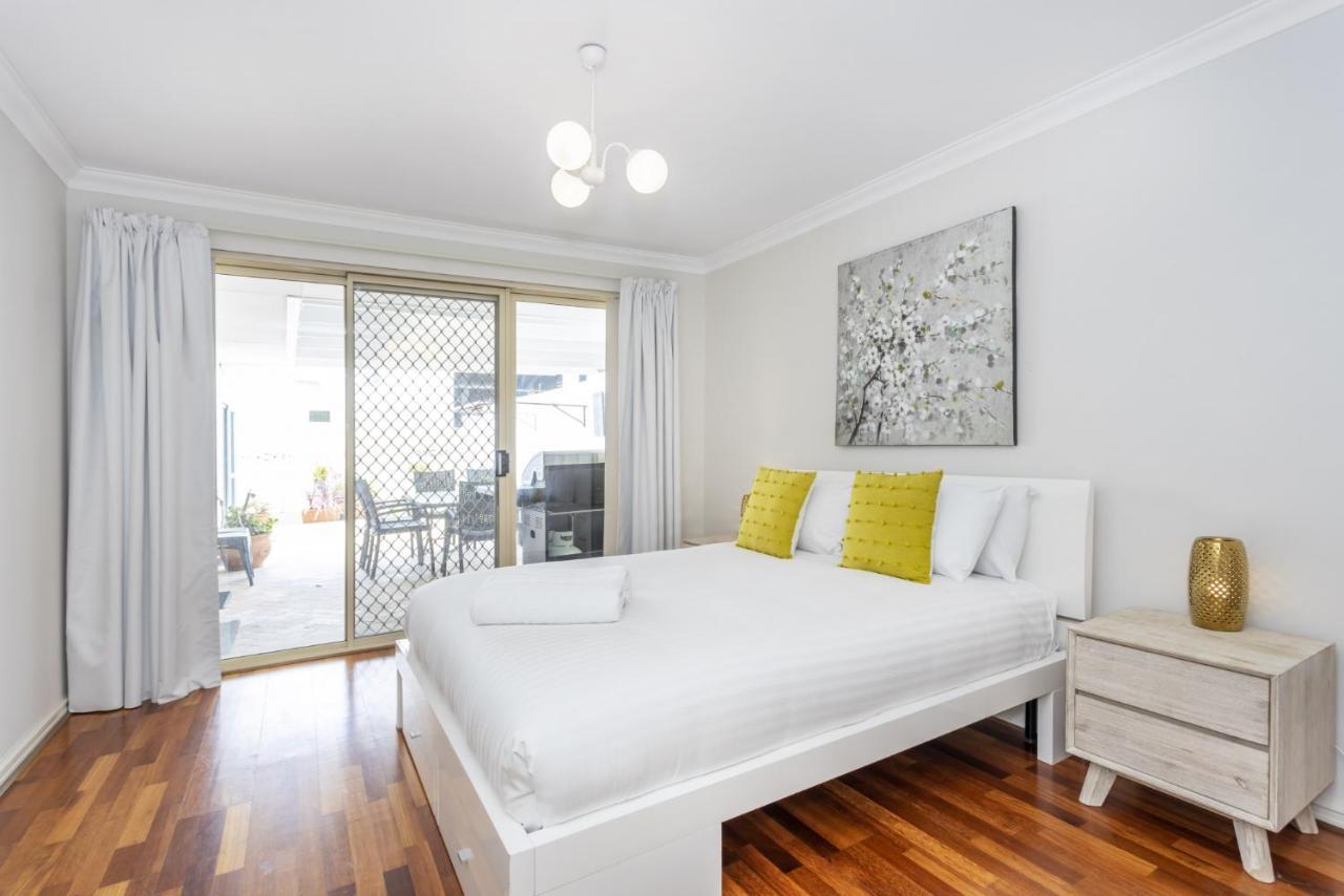 Mt Hawthorn Family - Executive Escapes Holiday home Perth