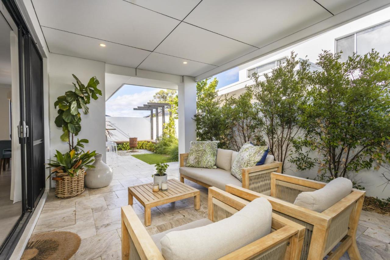 The Modern Lux - Executive Escapes