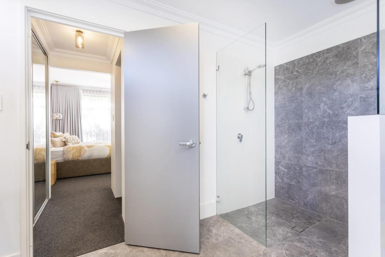The Modern Lux - Executive Escapes Perth