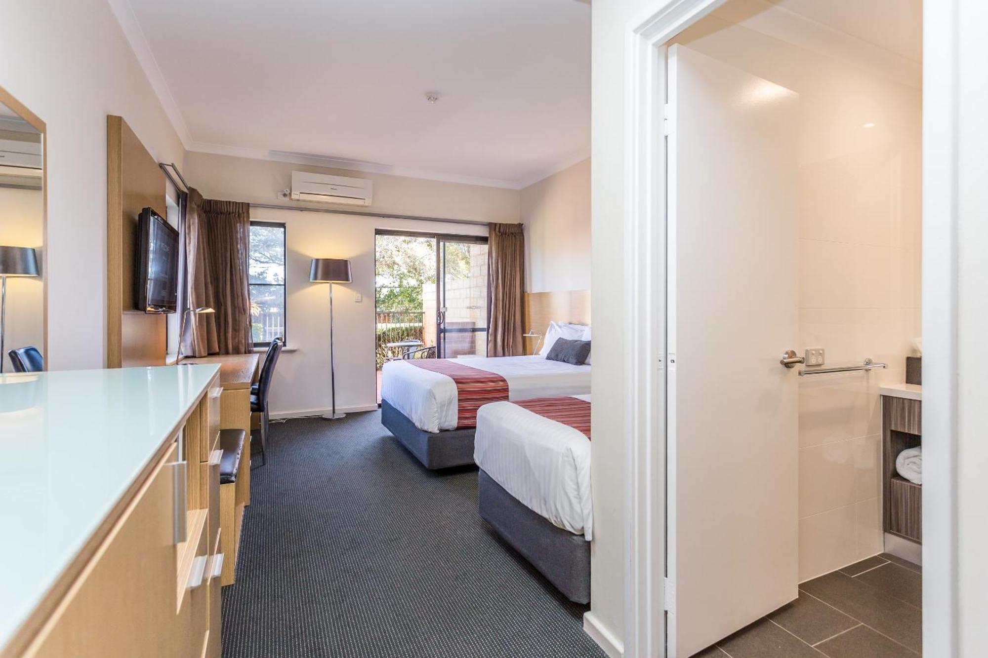 Country Comfort Aparthotel