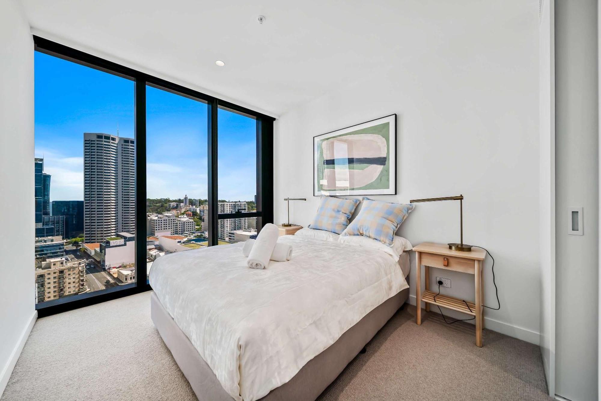 Brand New Luxurious 2 Bedroom Cbd