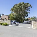 Cottesloe Tree Top Studio - Executive Escapes