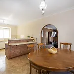 Spacious Family Retreat - Executive Escapes