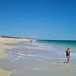 Scarborough Beach Front Resort - Shell Ten