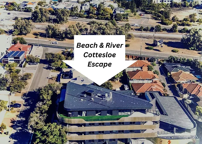 Beach & River Cottesloe Escape