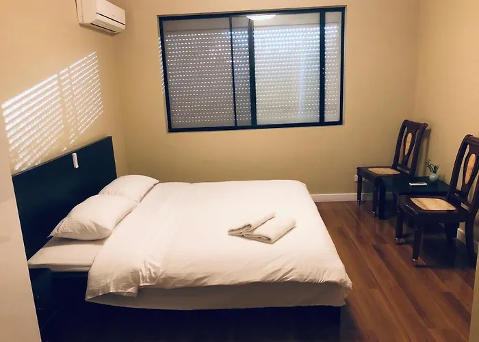 Perth Lakeside Lodge
