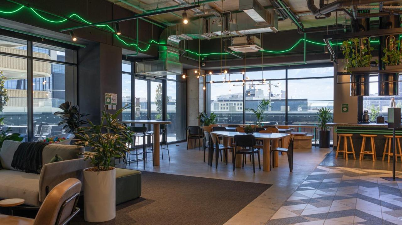 Modern Co-living In Central Apartment *