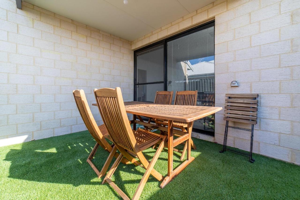 Treeby's Finest Family 4bdr 2bth Perth