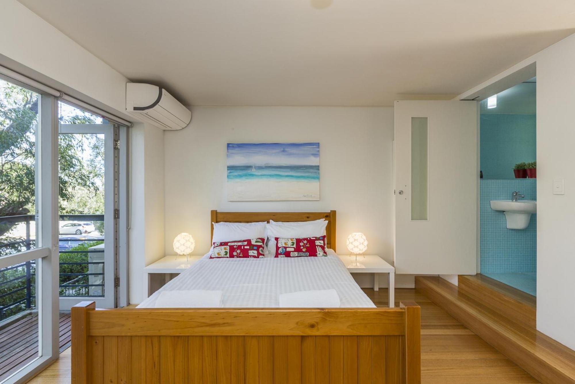Cottesloe Tree Top Studio - Executive Escapes *