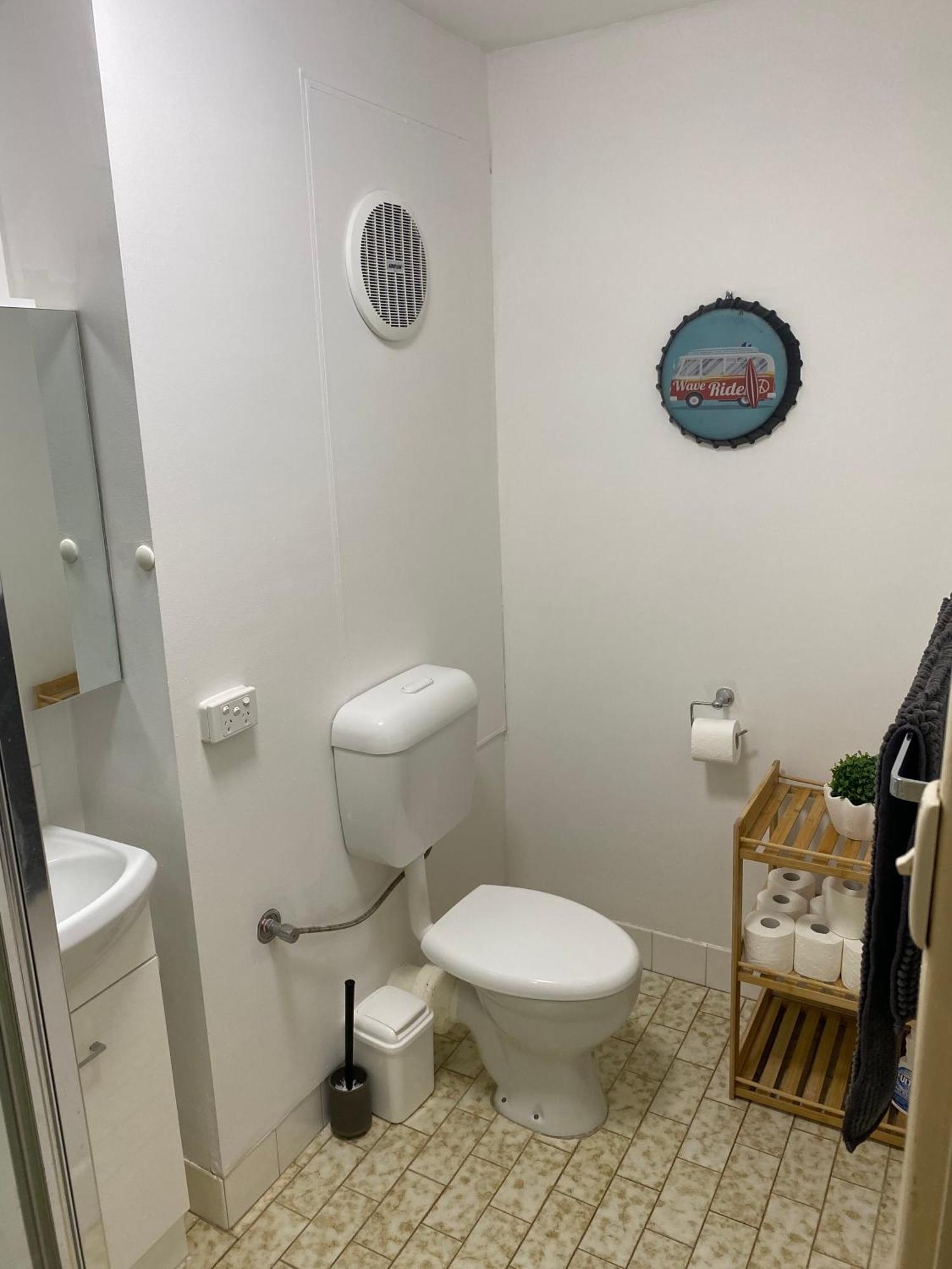 Affordable Inglewood Apartment+pool Apartment