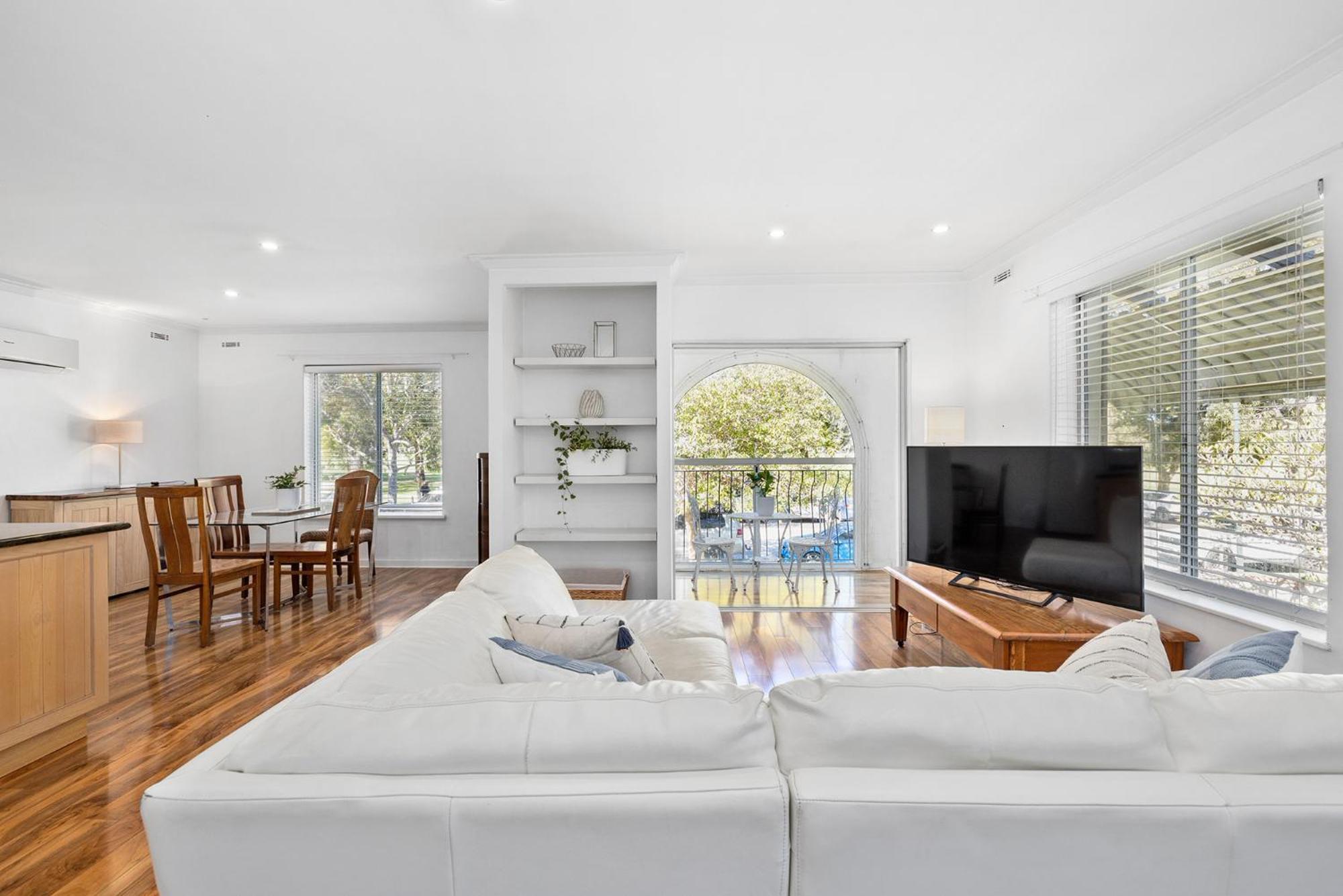 10/17 Richardson Street, South Perth