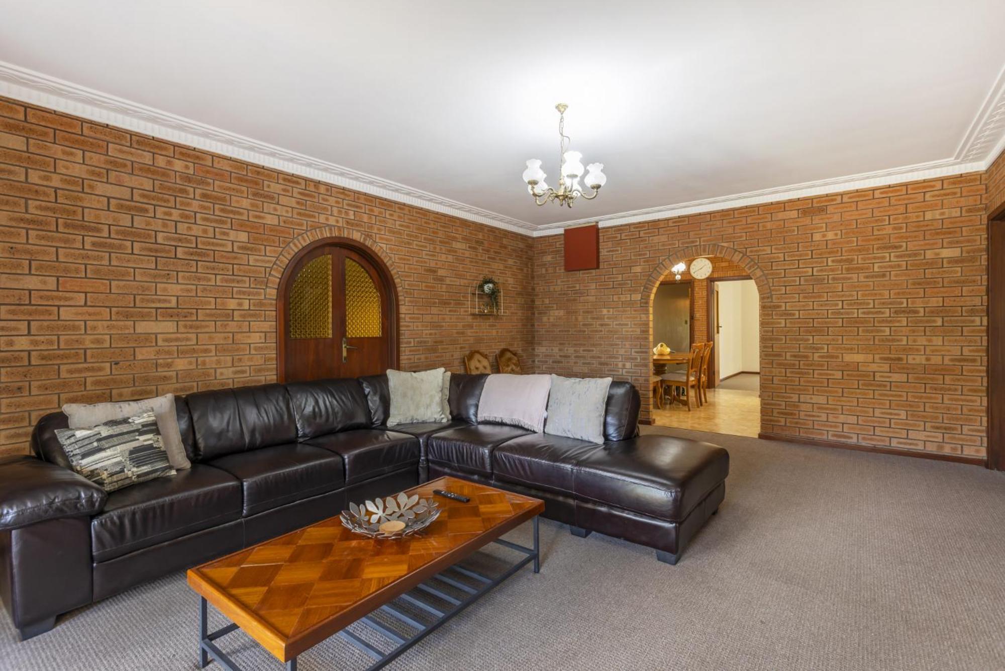 Holiday home Spacious Family Retreat - Executive Escapes