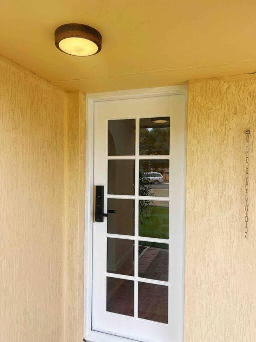 Edgewater Whole Holiday home *