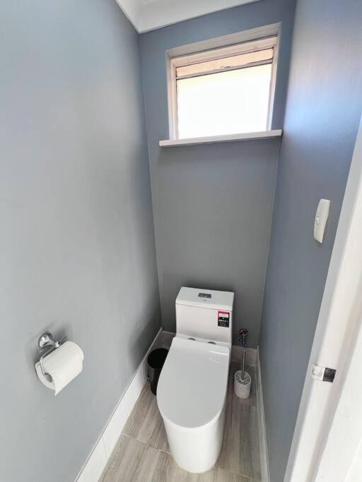 Edgewater Whole Holiday home *