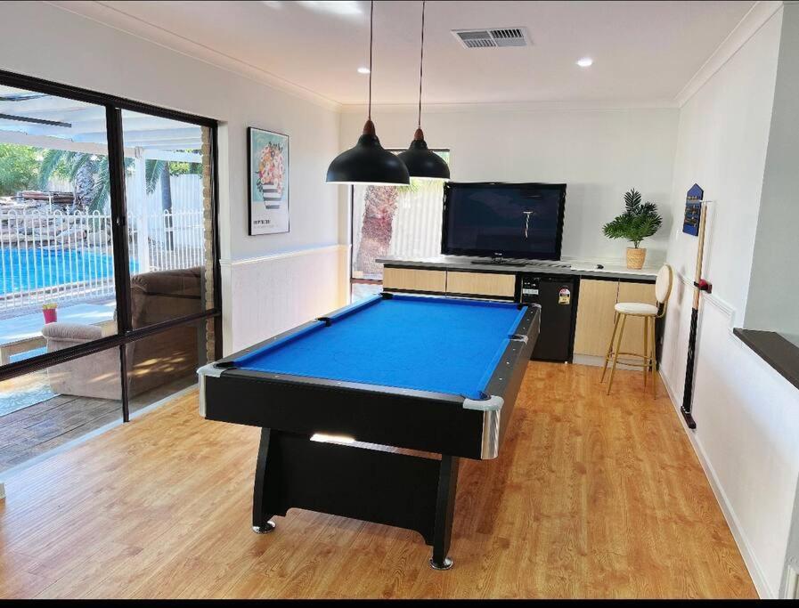 Edgewater Whole Holiday home Perth