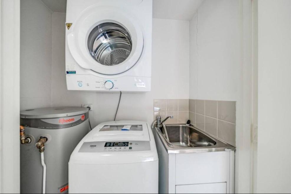 1bdr East - Tennis Court Gym And Pool * Perth