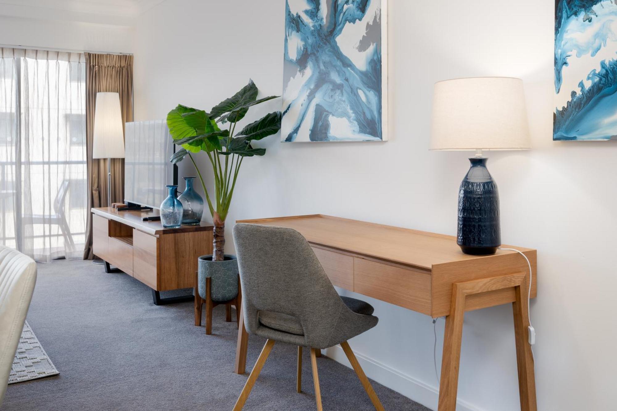 Mounts Bay Stay 2 Bedroom Apt - Near Kings Park - Free Parking *