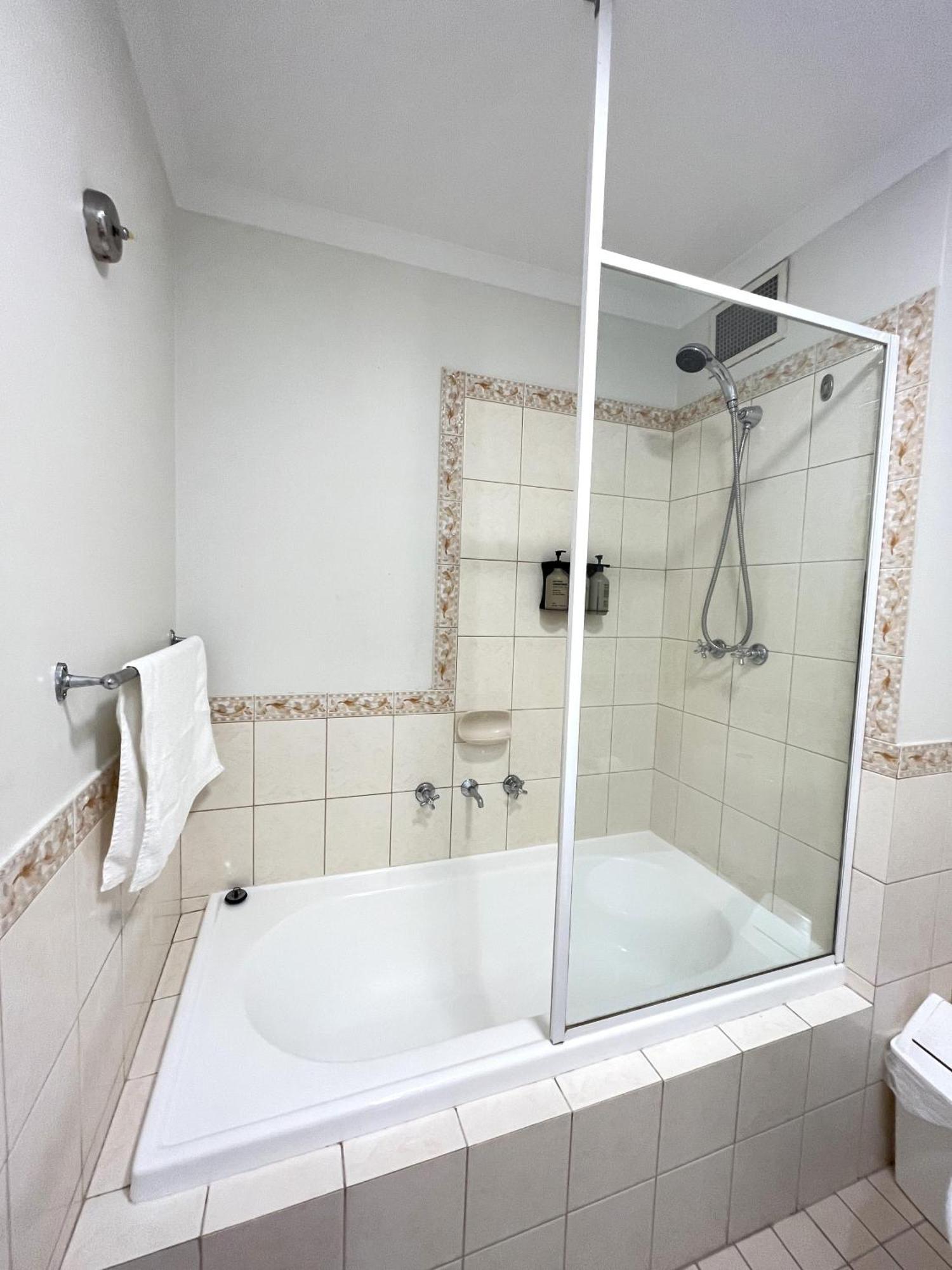 Apartment 303 Cheerful Crib Sleeps 2 Perth