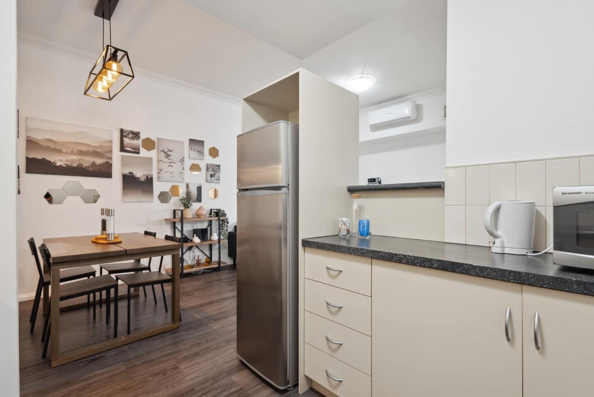 Apartment Stylish & Modern 1-bedroom In The Heart Of Northbridge Perth