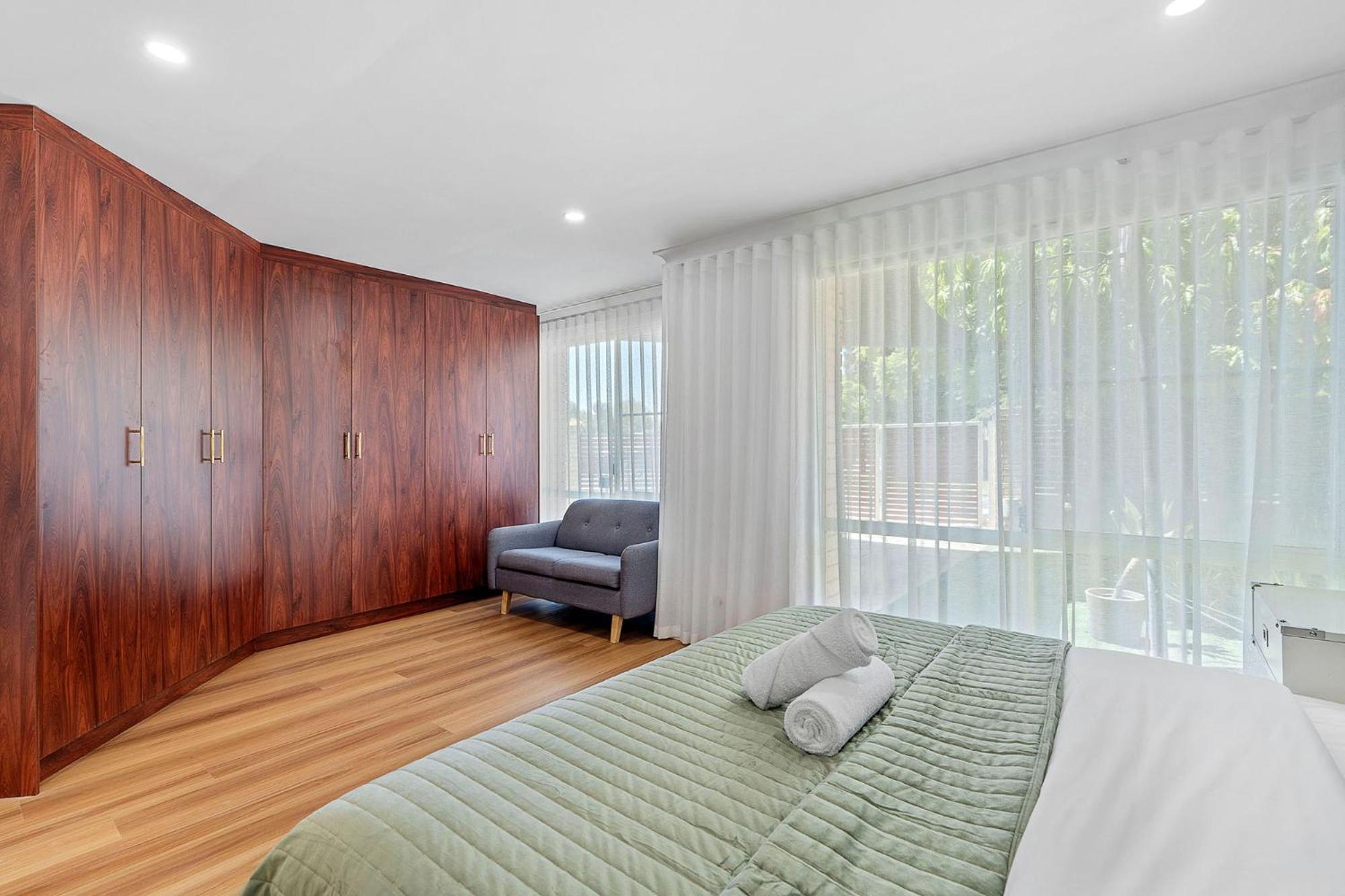 Holiday home Leve26 Mid Century Magic In Adross Perth