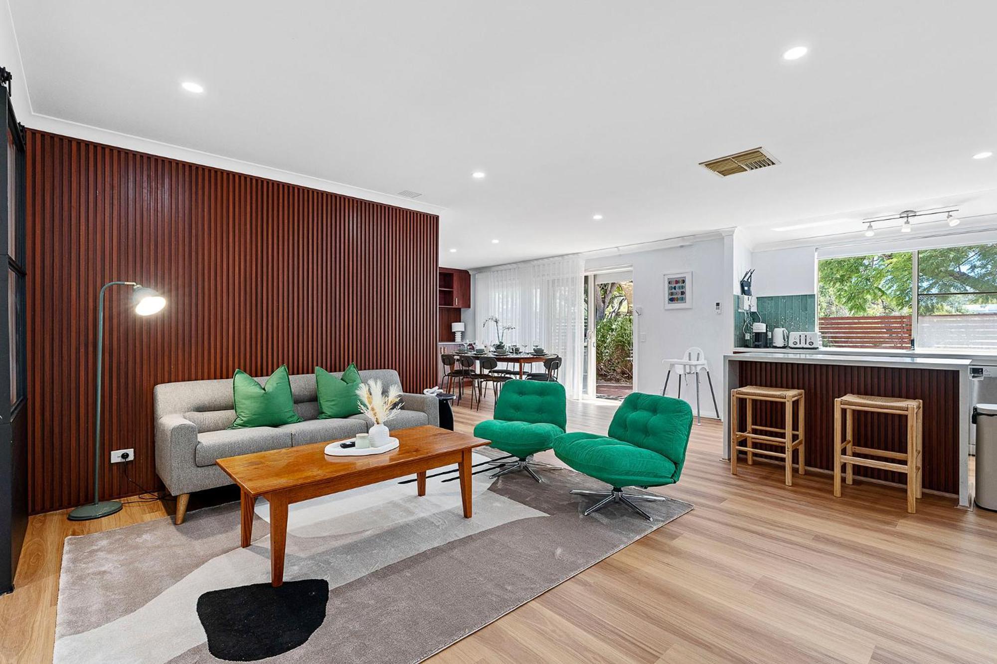 Leve26 Mid Century Magic In Adross *