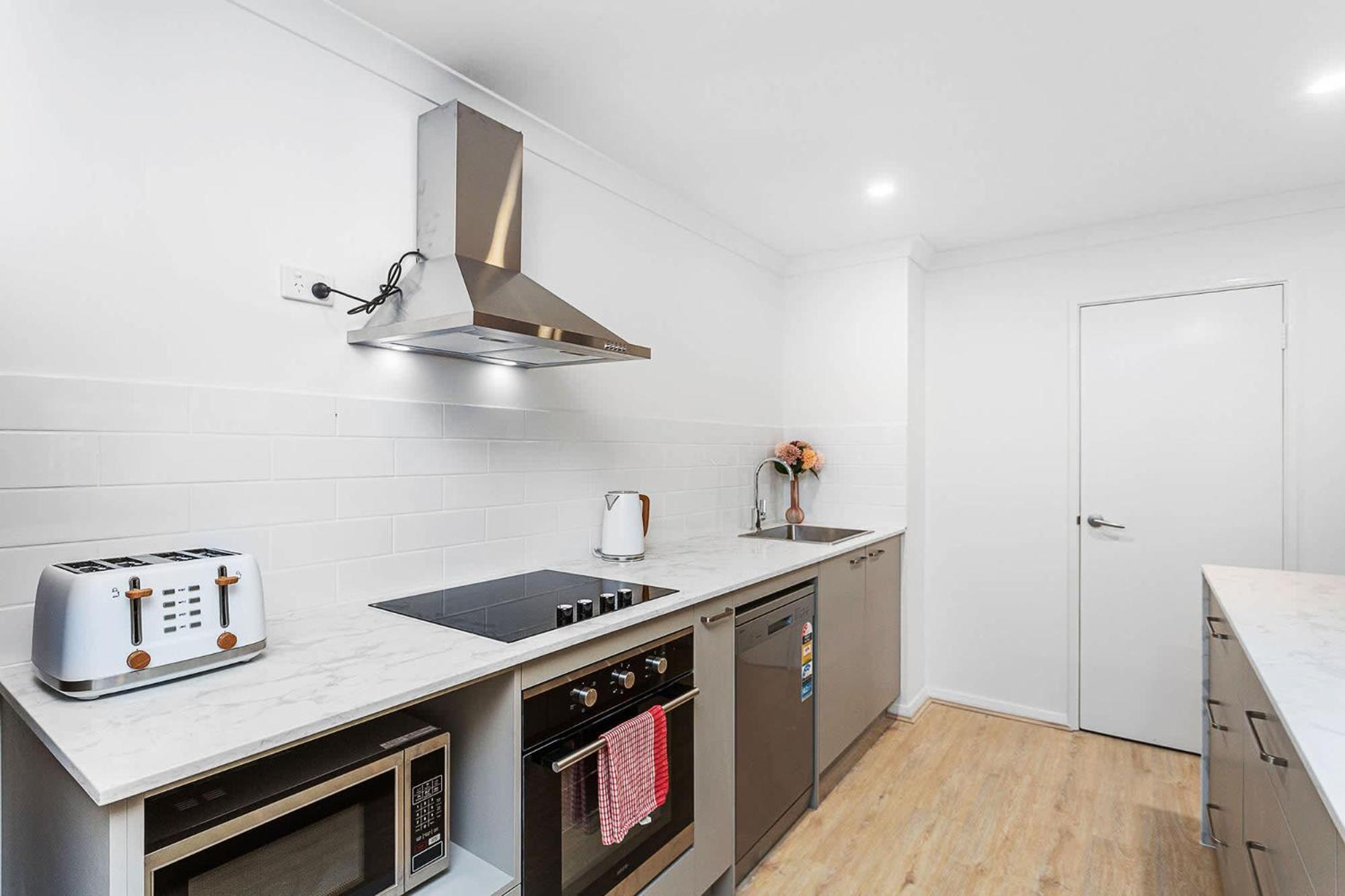 Apartment Renovated Townhouse In Northbridge *