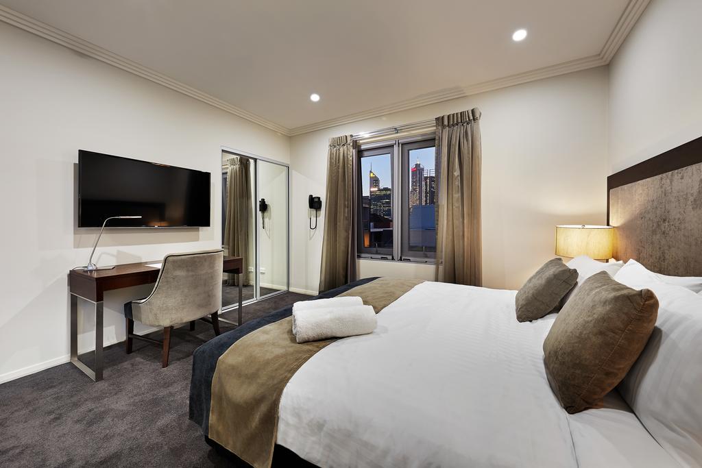 Attika Aparthotel