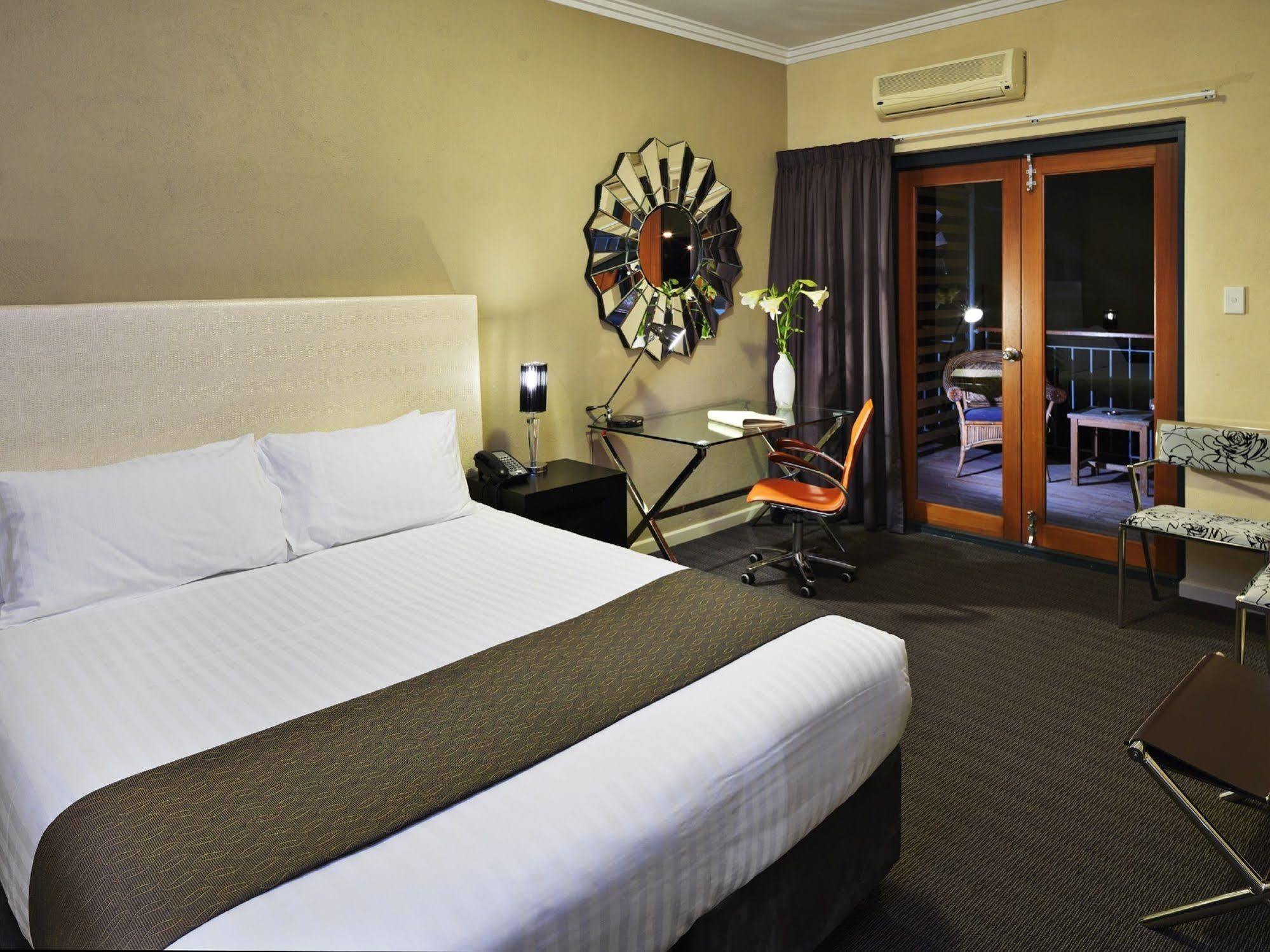 Sunmoon Boutique 4*