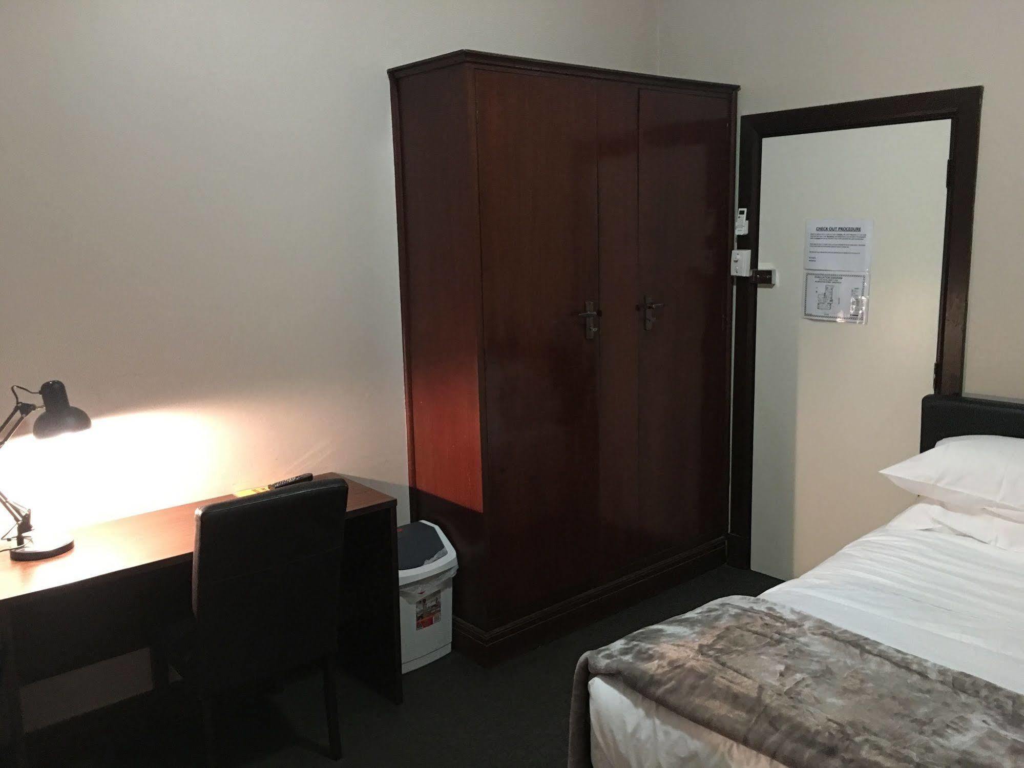 Hotel The Civic Perth