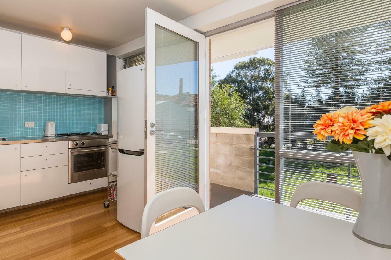 Cottesloe Tree Top Studio - Executive Escapes Apartment Perth