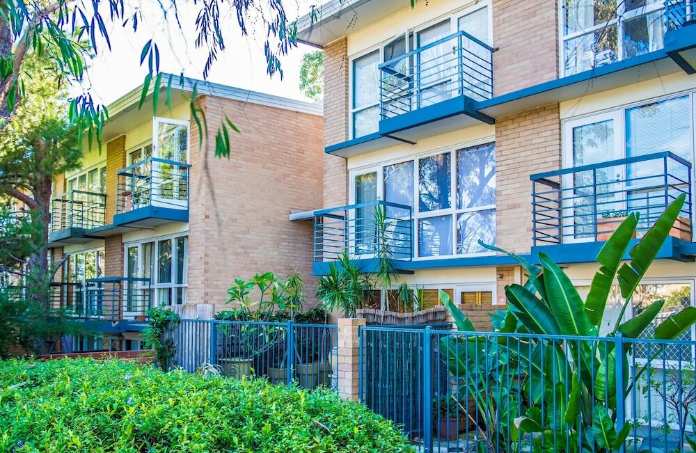 Cottesloe Tree Top Studio - Executive Escapes Apartment Perth