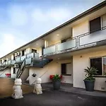 Superb 2 Bedroom Apartment Minutes To Cbd- Cen7
