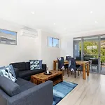 134 North Perth Nest For 4 Parking