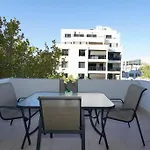 28 Northbridge Nest - 2Br - Sleeps 4 - Superhog Verification Required