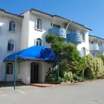 Scarborough Apartment
