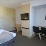 Metro Hotel Perth