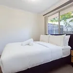 East Vic Park Home Near Food Hub