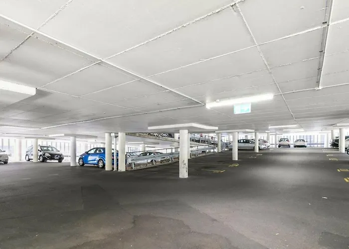 Studio Apartment In East Perth