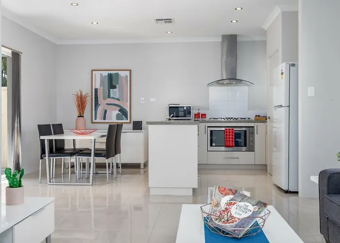 Ardross Short Stays
