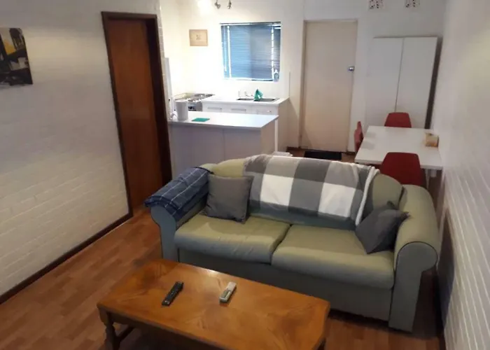 Dianella - Affordable & Comfortable Close To The City & Shops