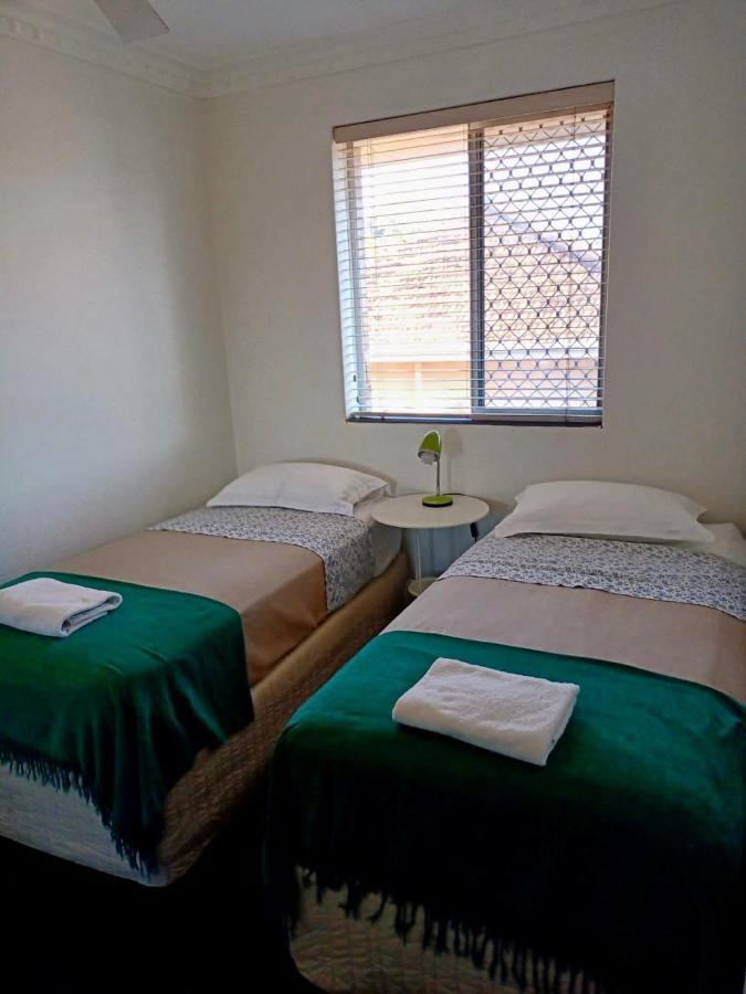 Apartment Superb 2 Bedroom Minutes To Cbd- Cen7 Perth