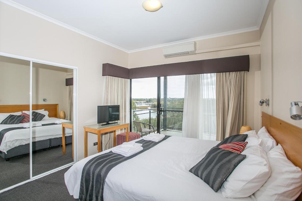 Ascot Sub Penthouse Spectacular 240 Degree River And Views , Perth