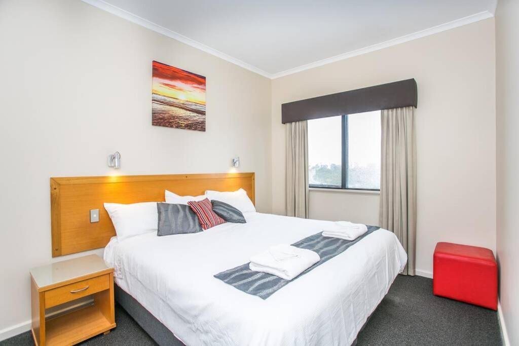 Ascot Sub Penthouse Spectacular 240 Degree River And Views , Perth