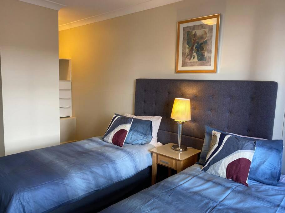 Riverside View Parking Netflix Wifi Wine Free Apartment Perth
