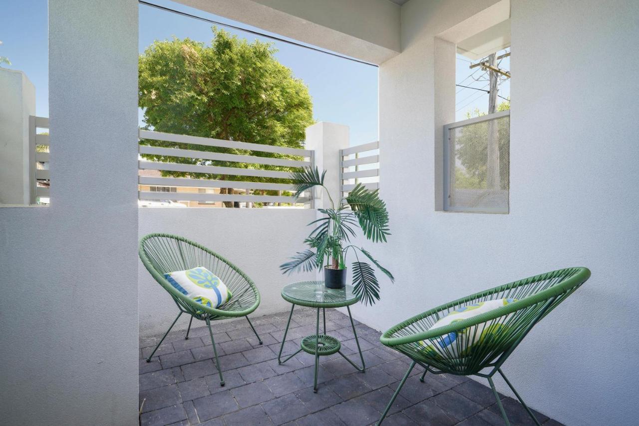 1 Fabulous Fisher 2br 2ba Cloverdale Apartment *