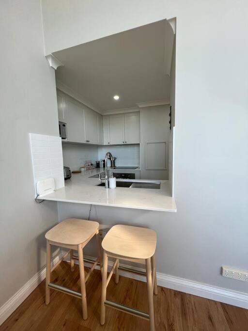 Stunning! 'new York Style' Roof 2 Car Apartment Perth
