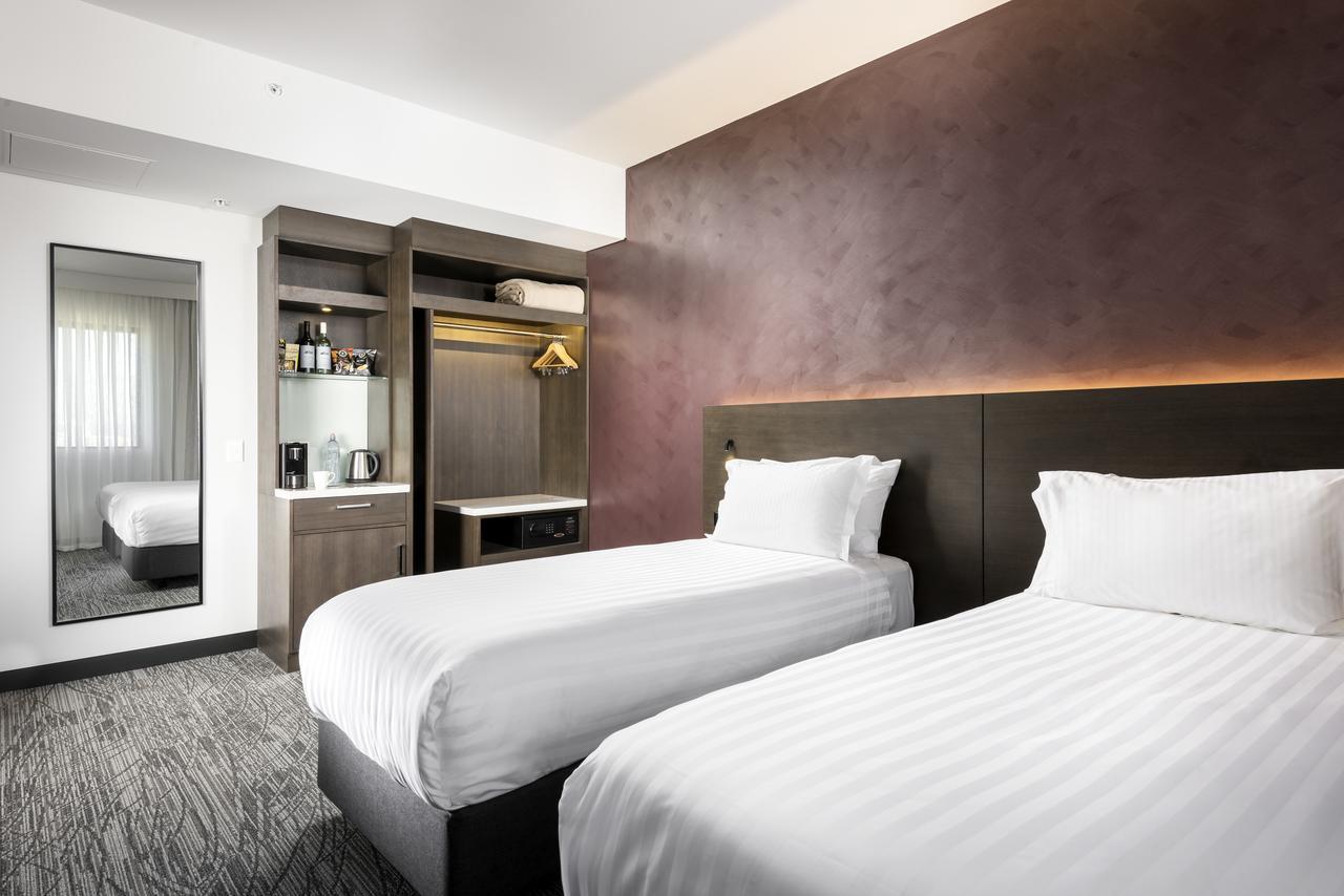 West By Ihg Hotel